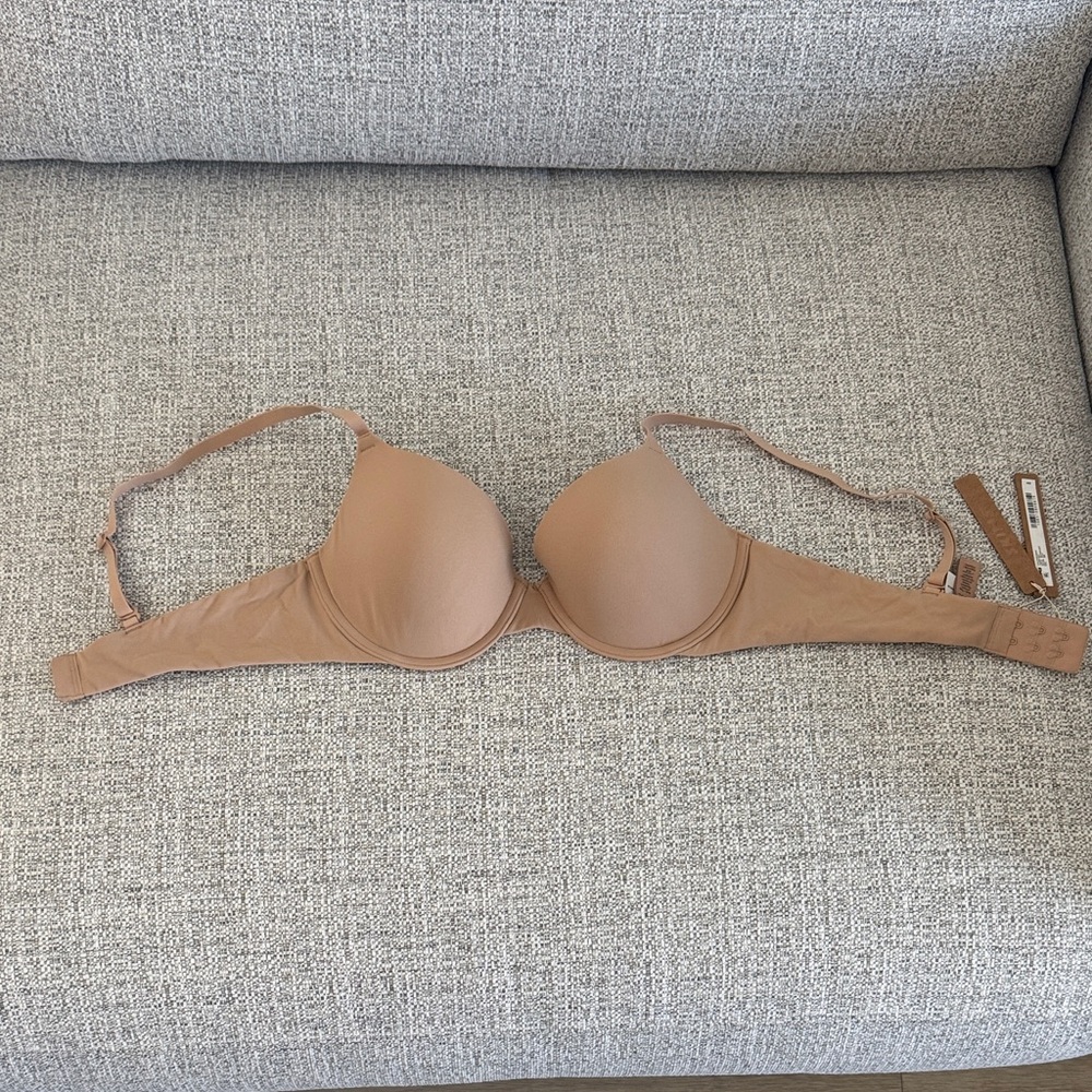 Skims Fits Everyone T-Shirt Bra